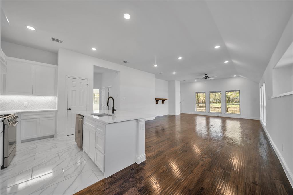 Anthony Place - Residential