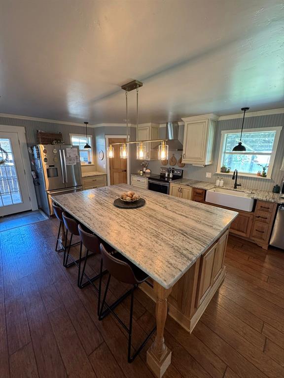 806 Oakhollow Road
