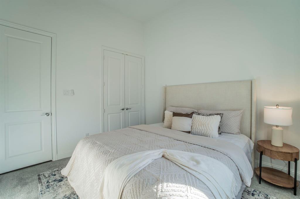 The Ridge At NORTHLAKE - Residential