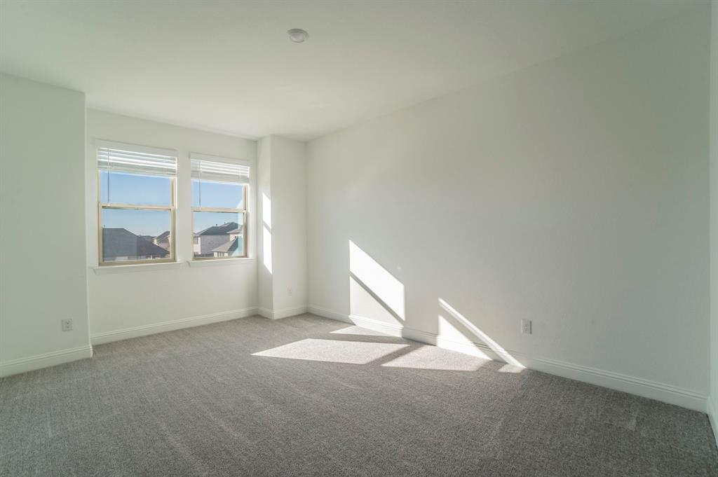 The Ridge At NORTHLAKE - Residential