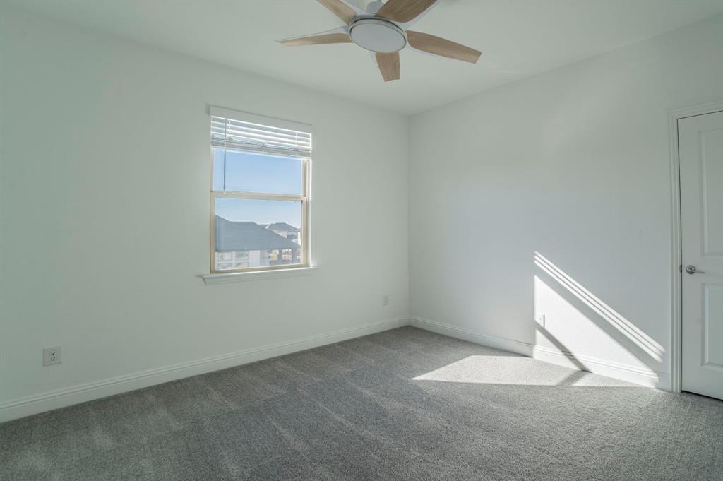 The Ridge At NORTHLAKE - Residential