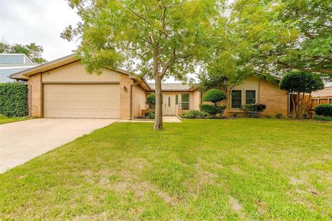 3253 Princess Street, Bedford, TX 76021 - #: 20610967