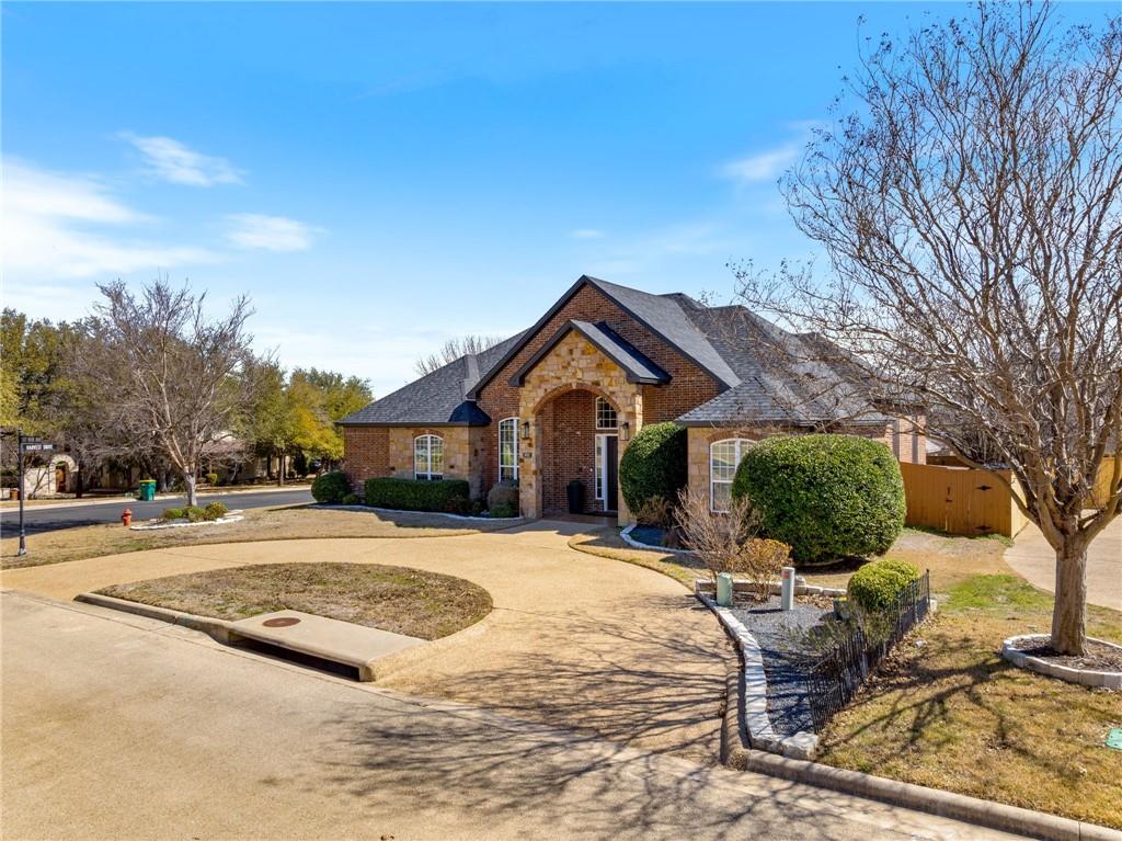 4001 Lazy Brook Drive