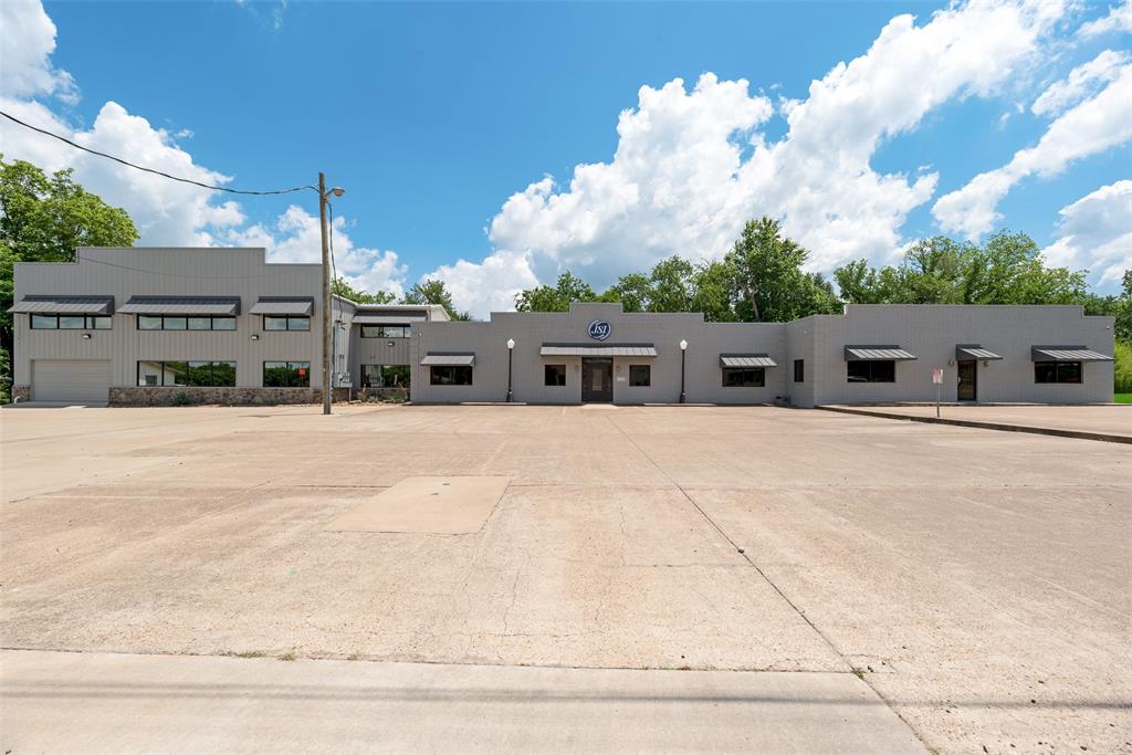 400 N 4th Street