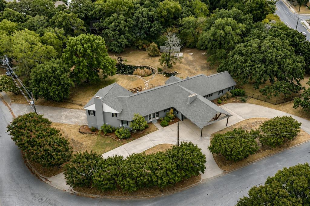 928 N Irving Heights Drive