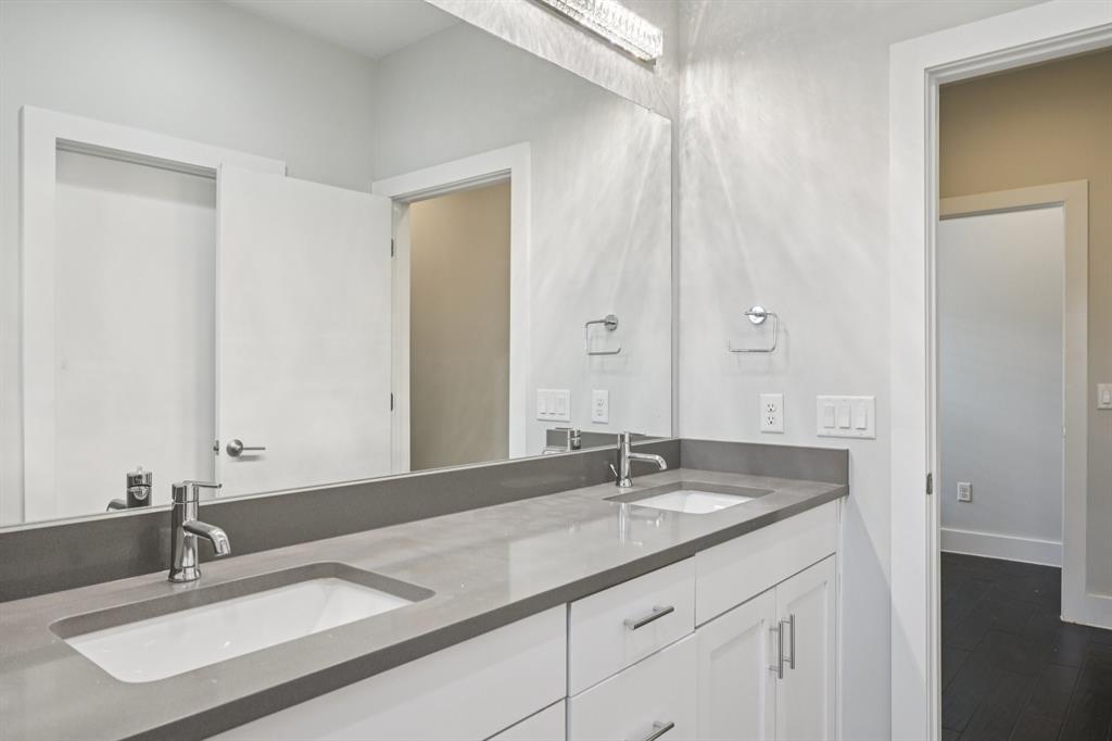 Bishop Heights 4 Add - Residential