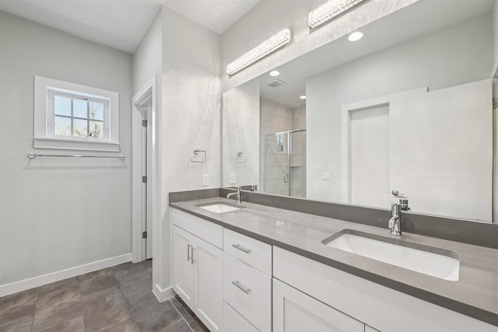 Bishop Heights 4 Add - Residential