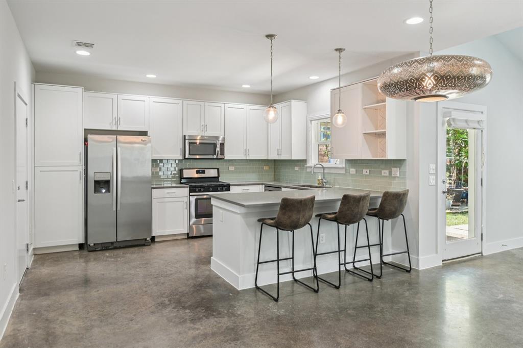 656 Bishop Heights Lane