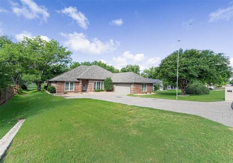 5215 Wedgefield Road Granbury TX 76049