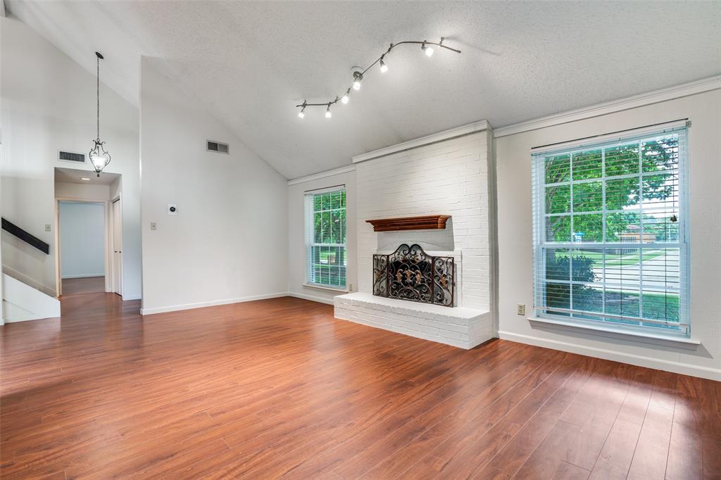 1501 Barclay Drive