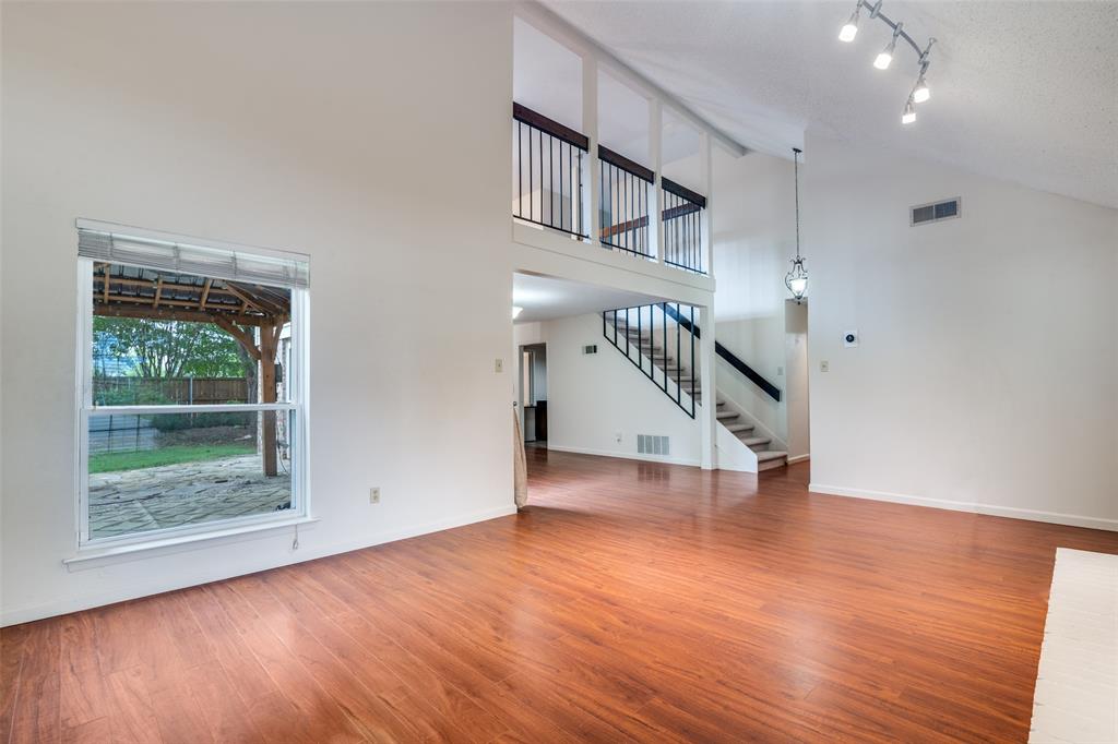 1501 Barclay Drive