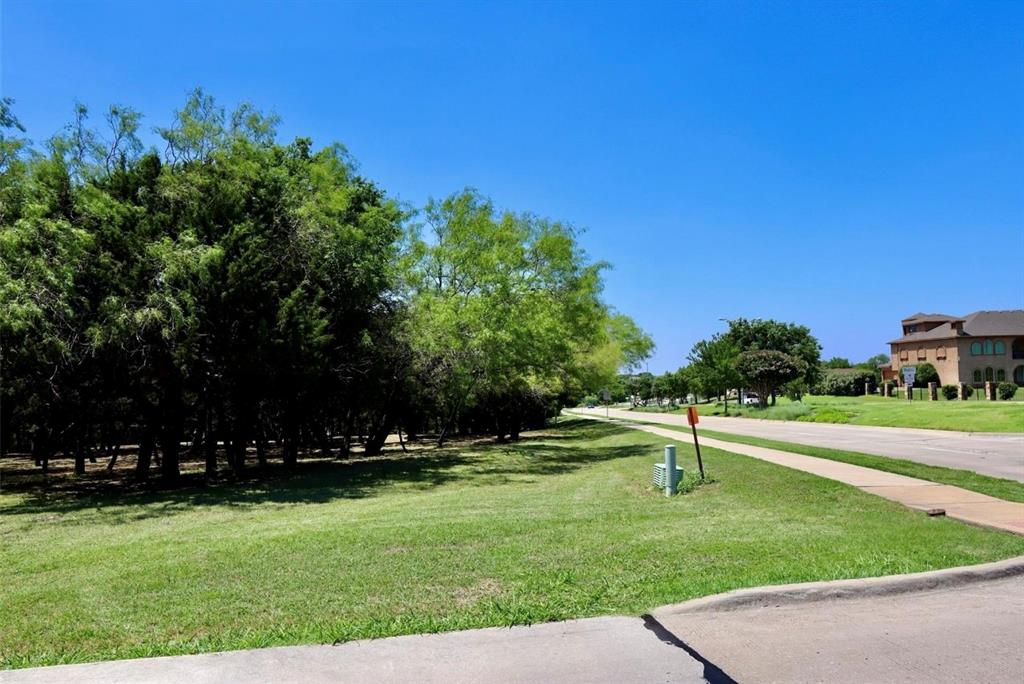 2501 Eagle Creek Drive