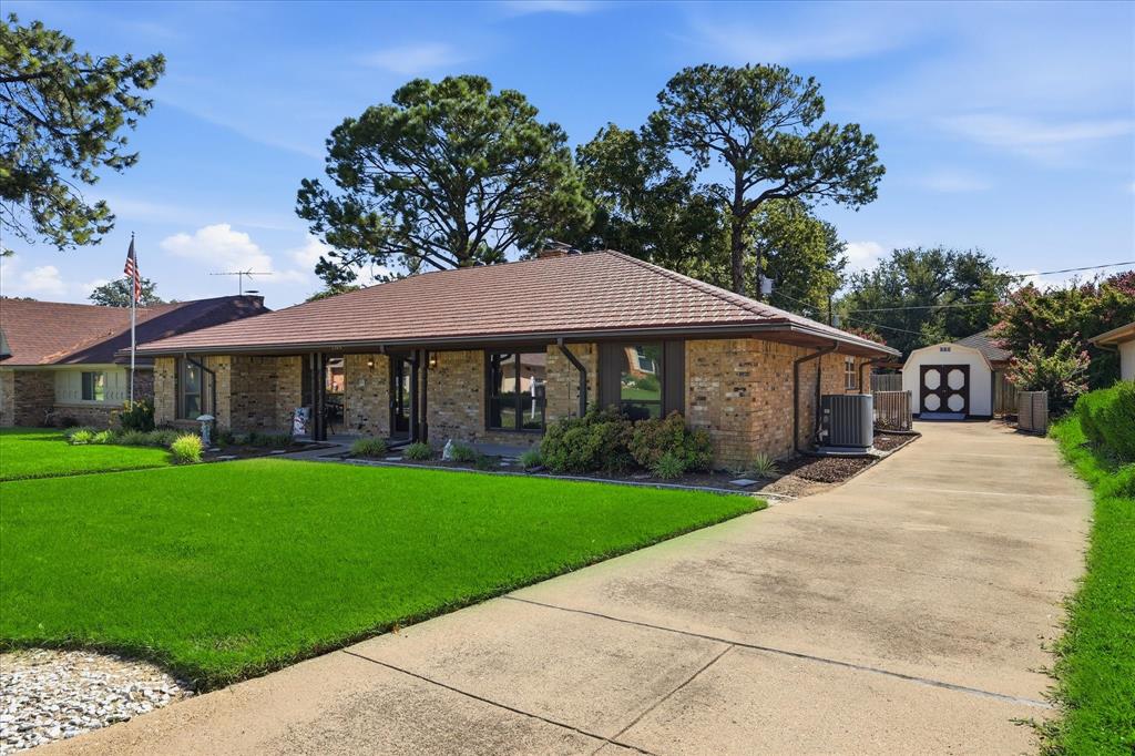 2509 Radcliffe Drive