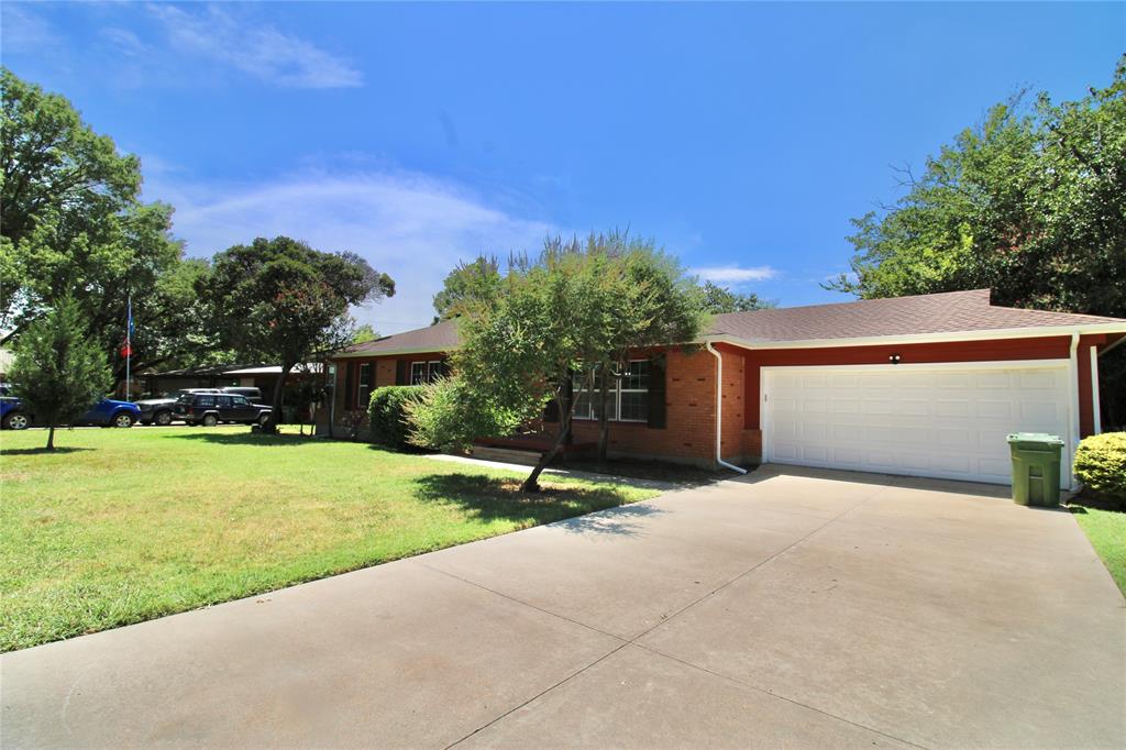 7004 Deville Drive