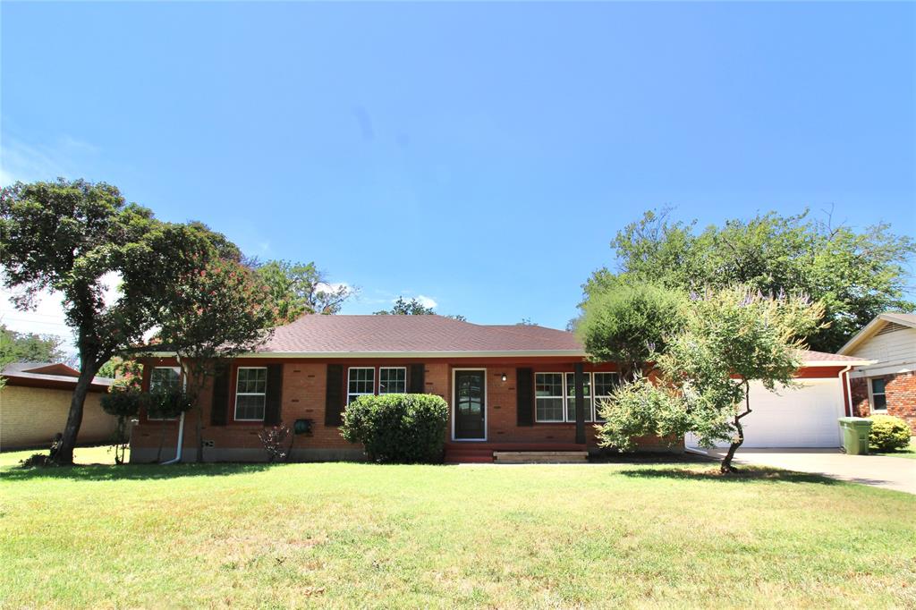 7004 Deville Drive