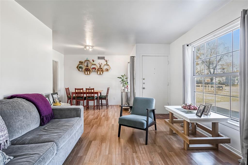 11818 Broadmoor Drive