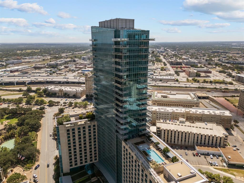 1301 Throckmorton Residences - Residential