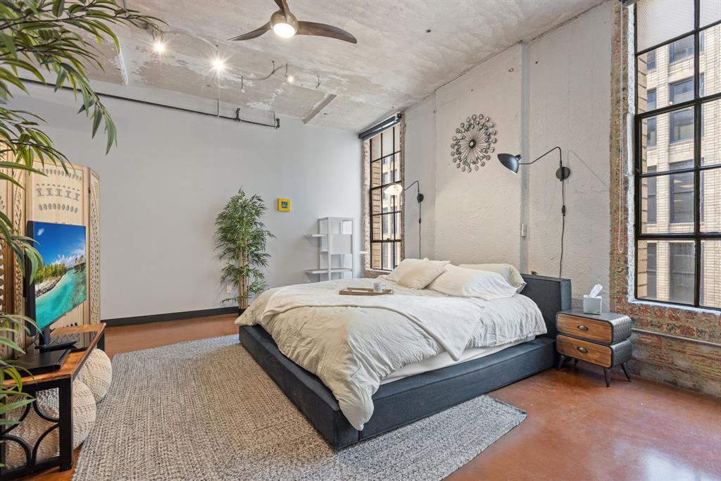 Soco Urban Loft Condo - Residential