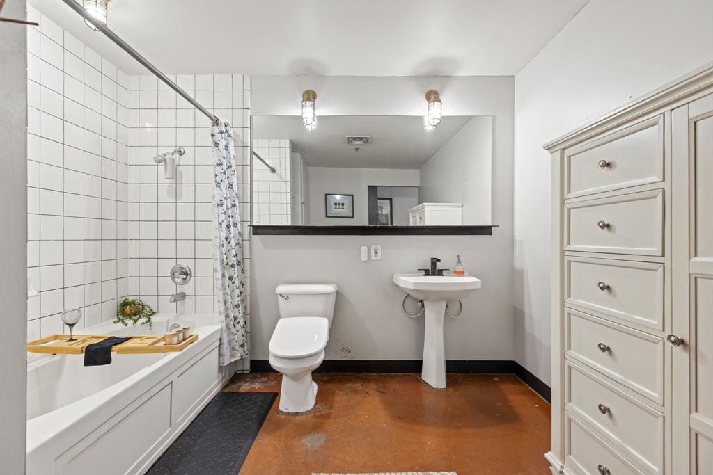 Soco Urban Loft Condo - Residential