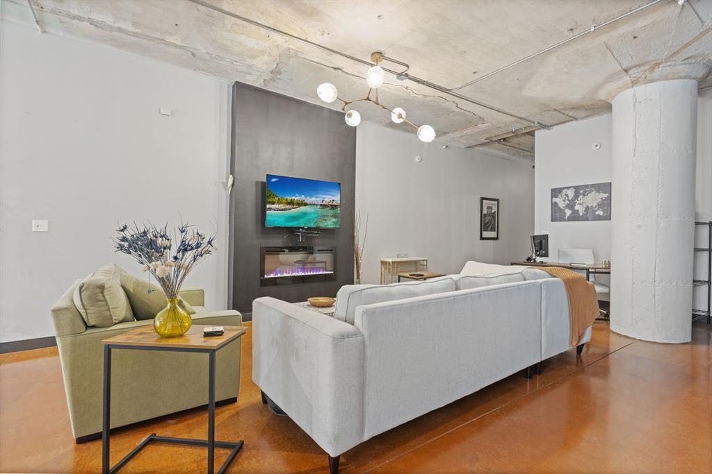 Soco Urban Loft Condo - Residential