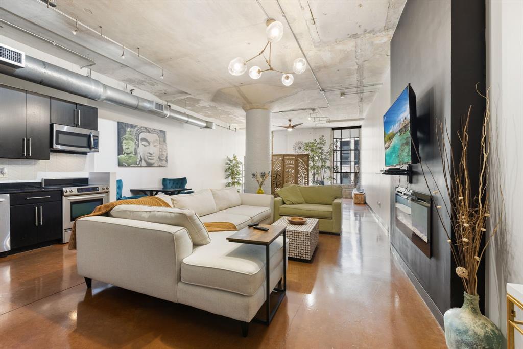 Soco Urban Loft Condo - Residential