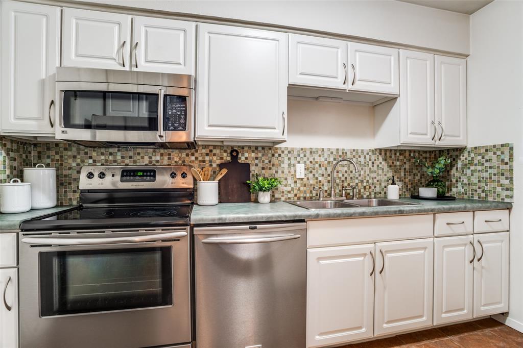 La Fontaine Condo - Residential