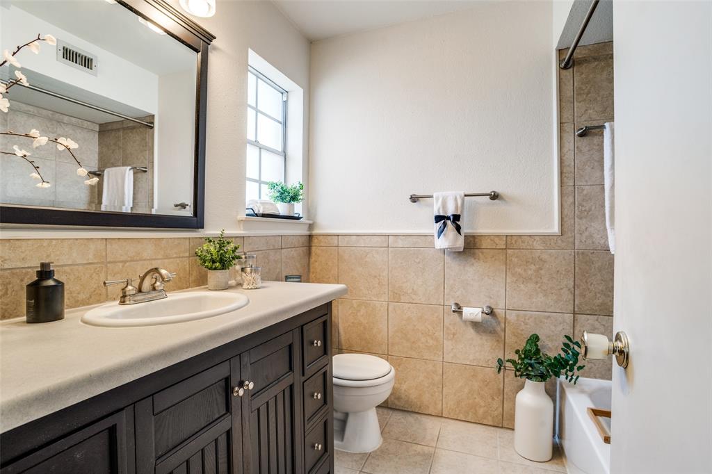 La Fontaine Condo - Residential