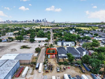 2823 Harston Street Dallas TX 75212