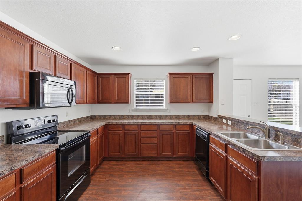 Fossil Hill Estates - Residential