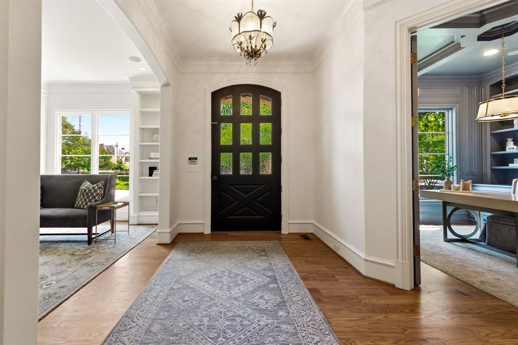 5701 Armstrong Parkway