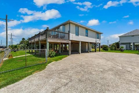 A home in Crystal Beach