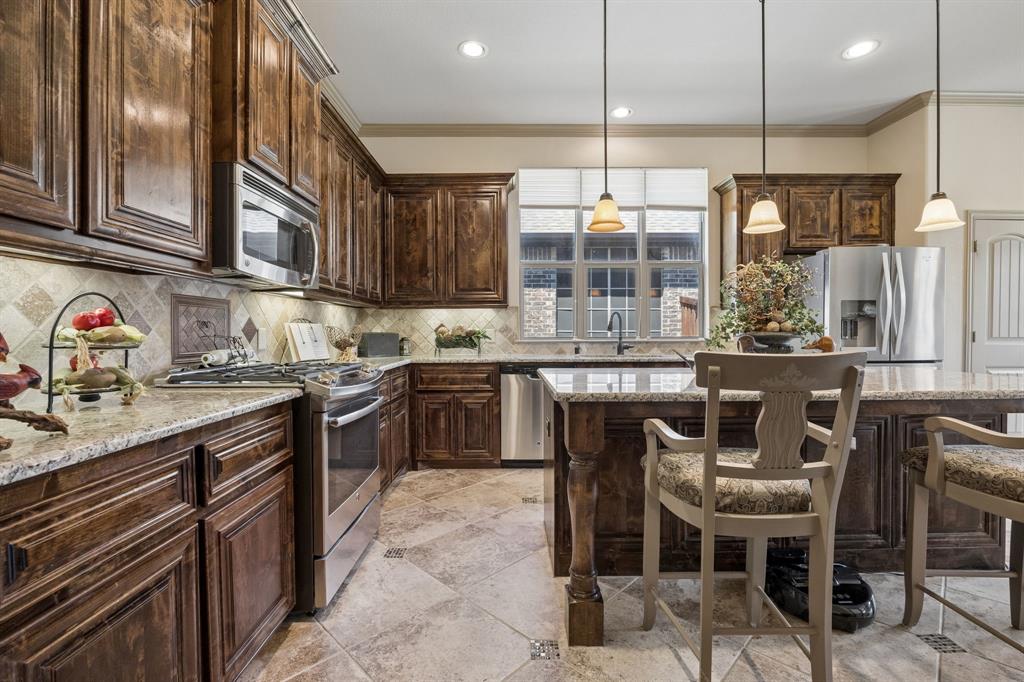 586 Bordeaux Drive