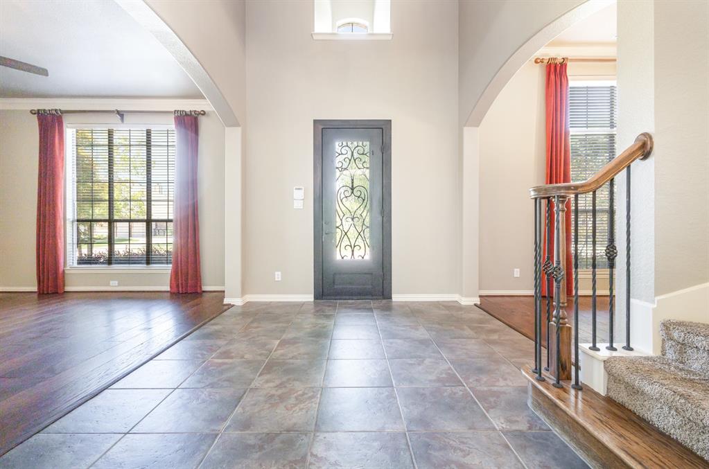 800 High Willow Drive