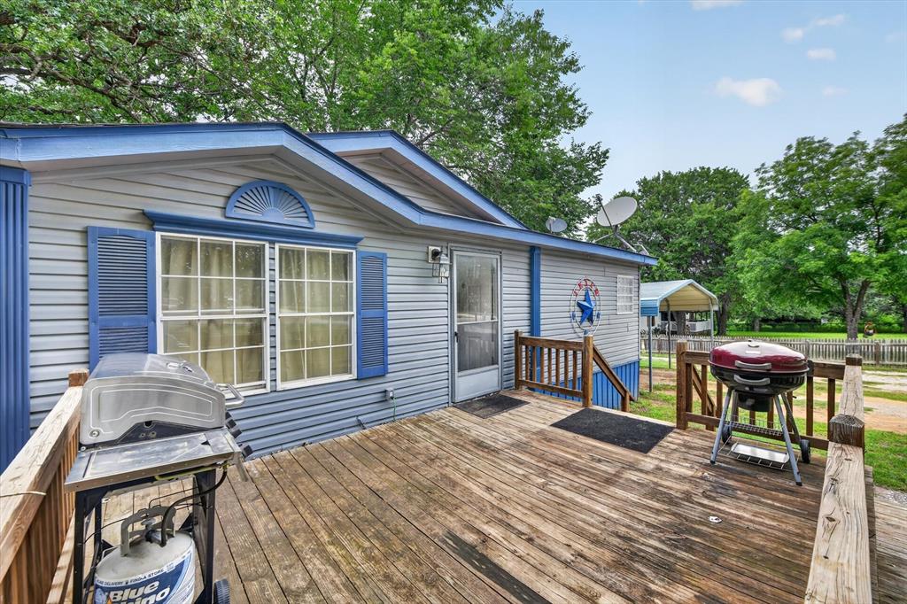 245 Ross Lane