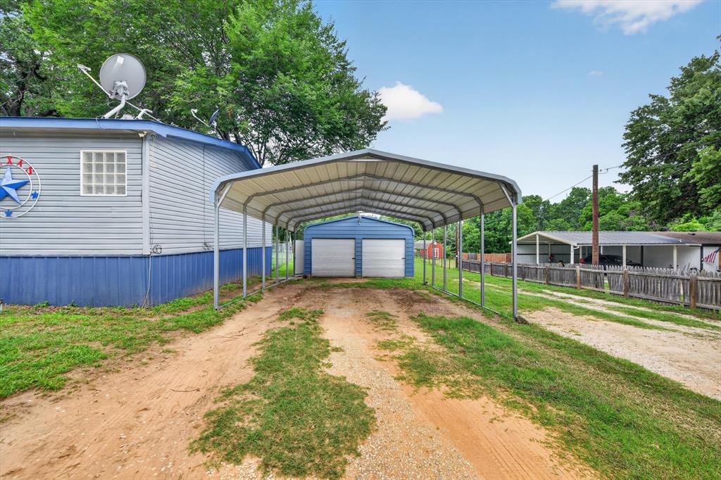 245 Ross Lane