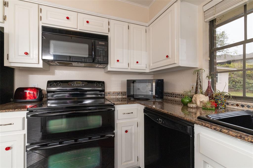 Lake Country Estates Add - Residential