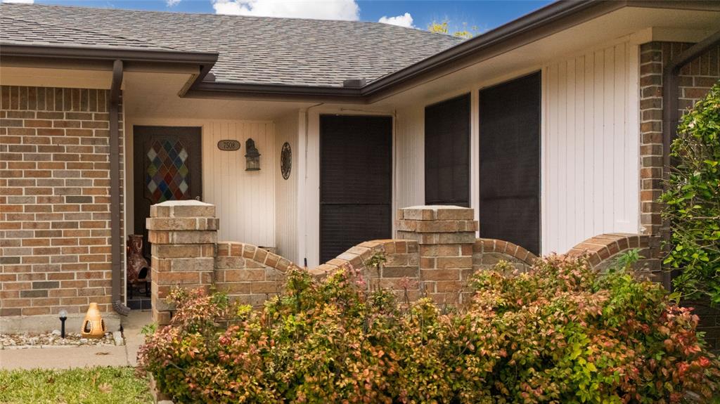 Lake Country Estates Add - Residential