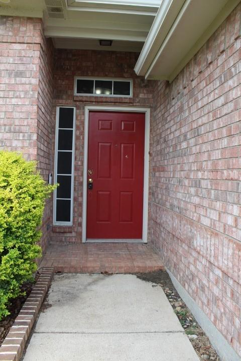 1070 Hillwood Drive
