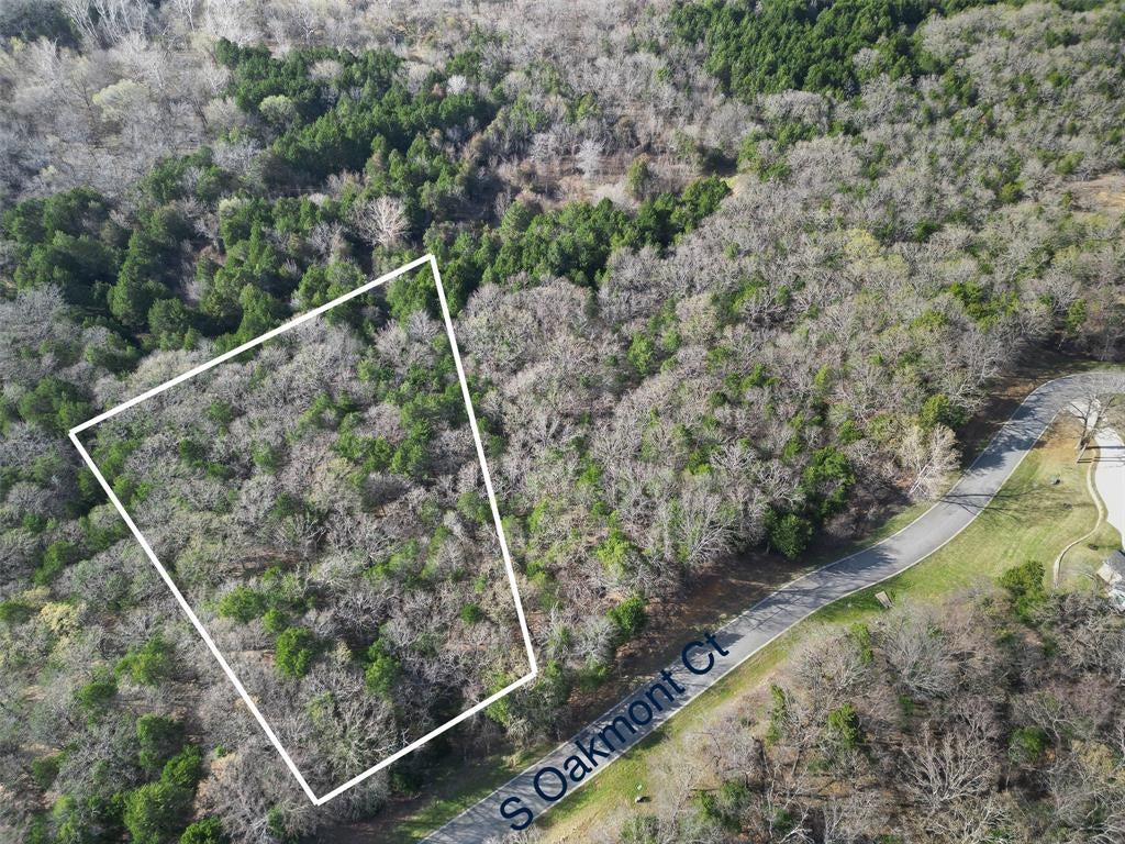 TBD S Oakmont Court