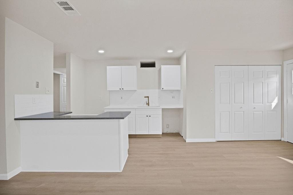 Colony 14 - Residential