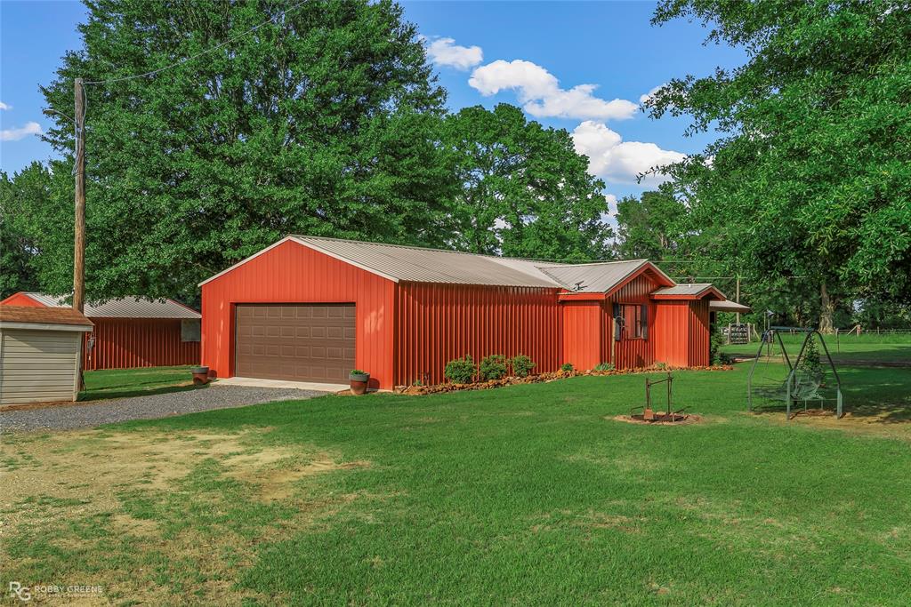 1044 Almond Circle