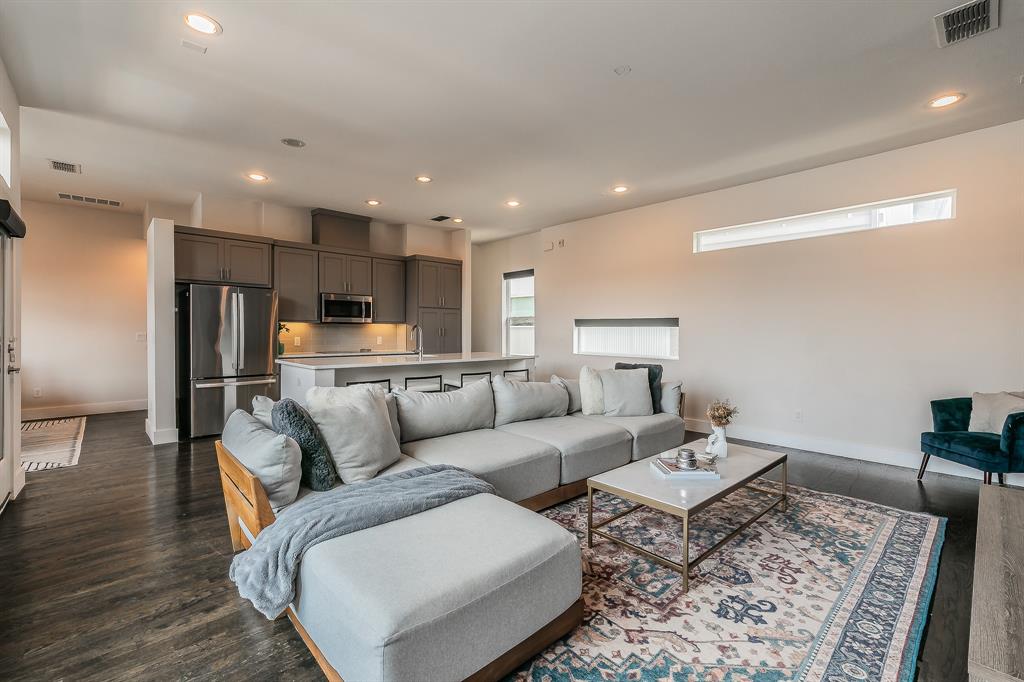 Capitol Ave Twnhms Add - Residential