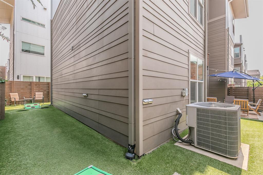 Capitol Ave Twnhms Add - Residential