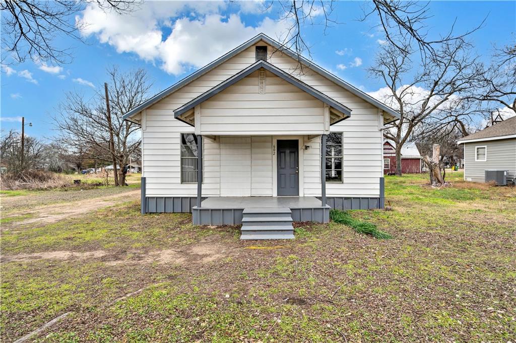 602 NW First Street