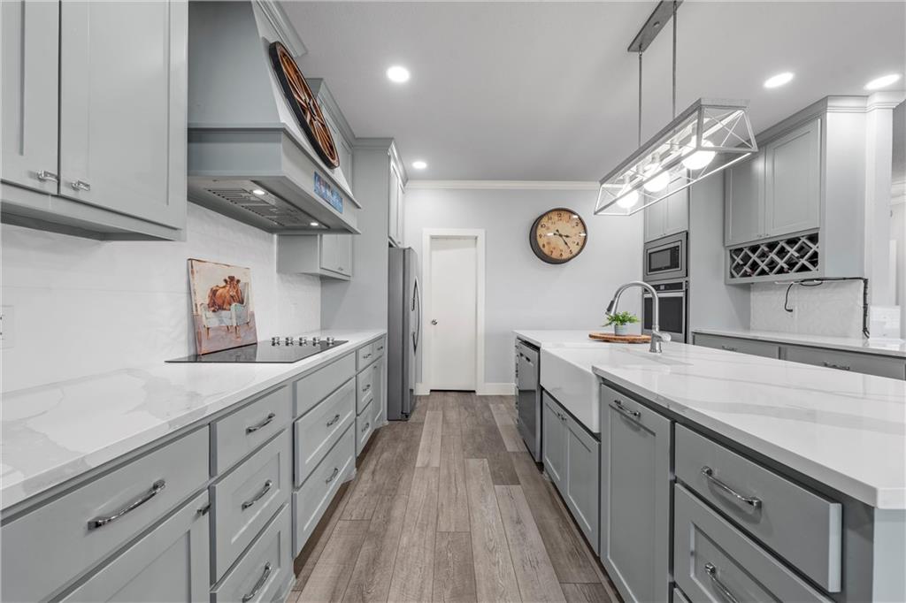 McClain R W - Residential