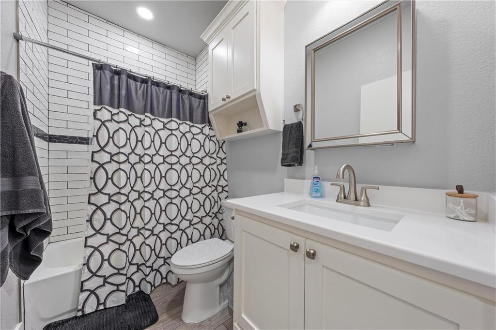 McClain R W - Residential