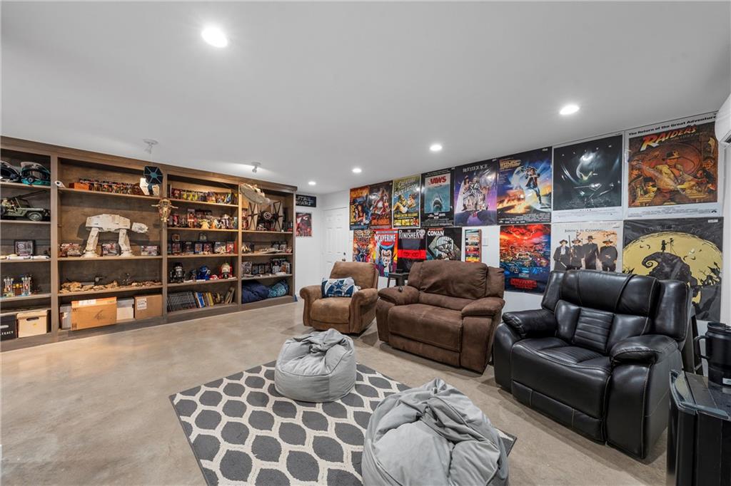 McClain R W - Residential