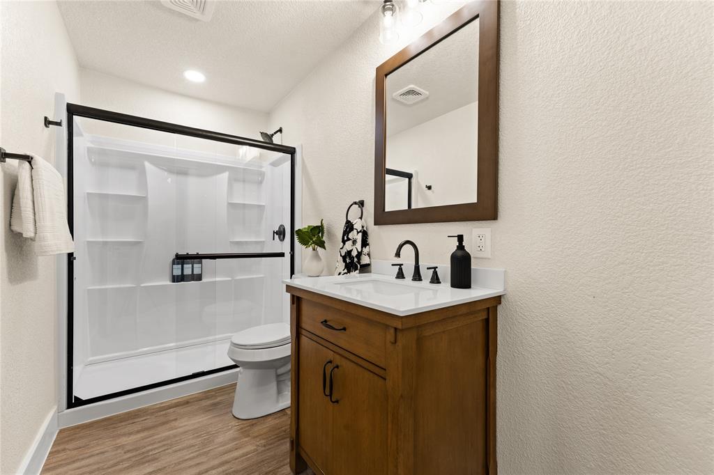 WESTERN HILLS - Residential