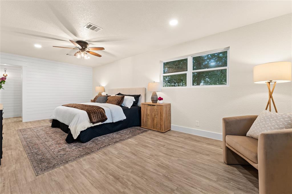 WESTERN HILLS - Residential