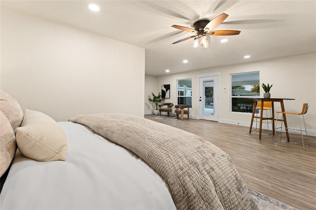 WESTERN HILLS - Residential